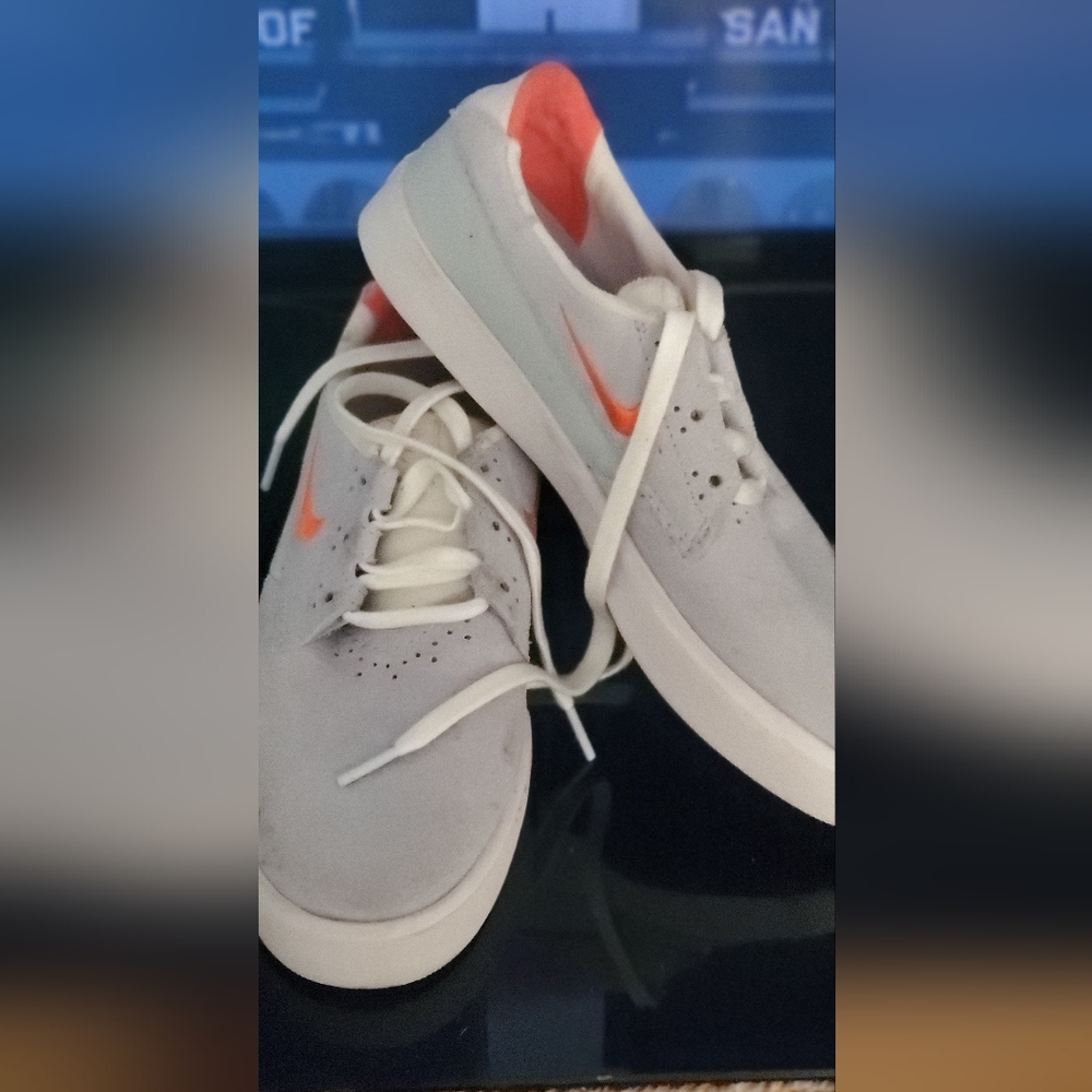 Men's shoes
